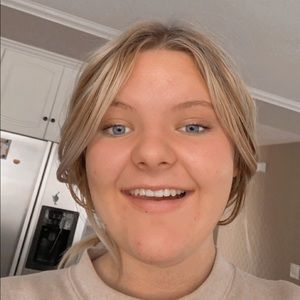 Meet your Posher, Kaylee